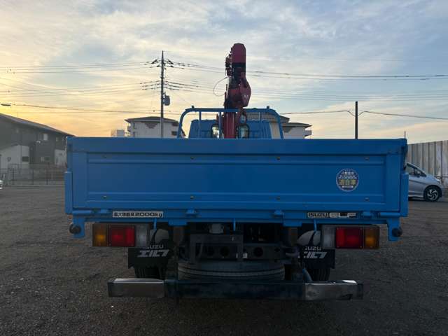Isuzu Elf 11