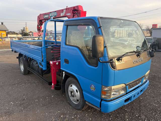 Isuzu Elf 2