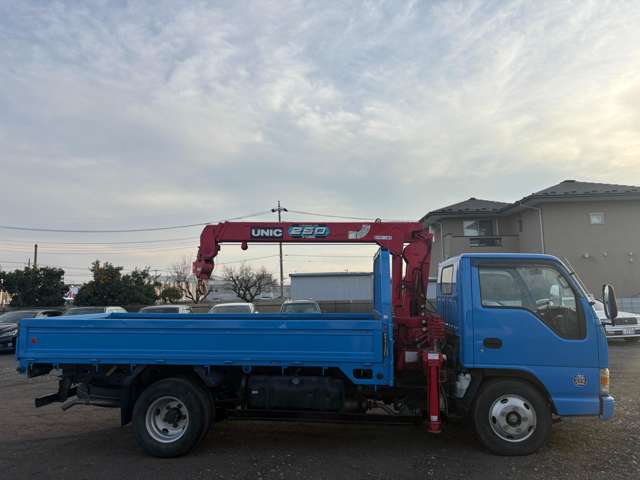 Isuzu Elf 3