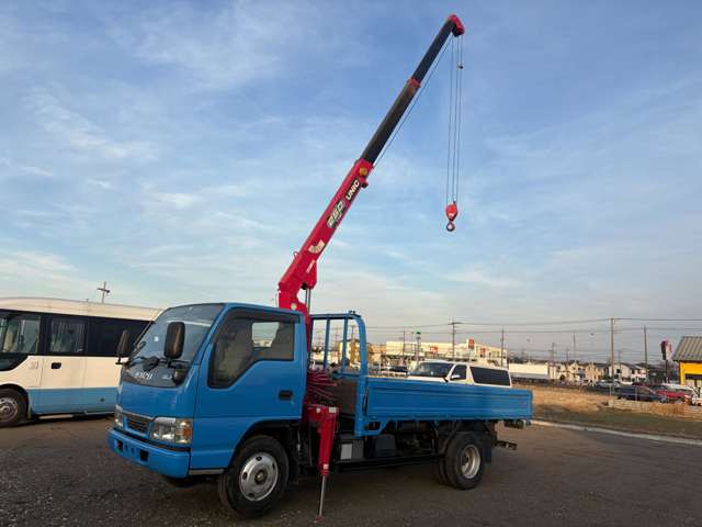Isuzu Elf 8
