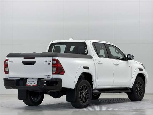 Toyota Hilux 5