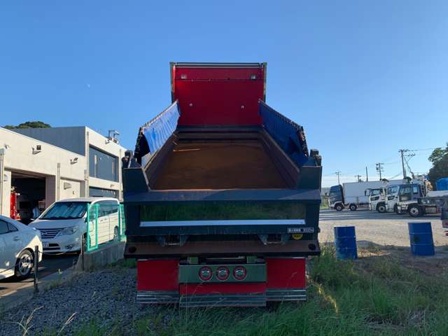 Hino Profia 8