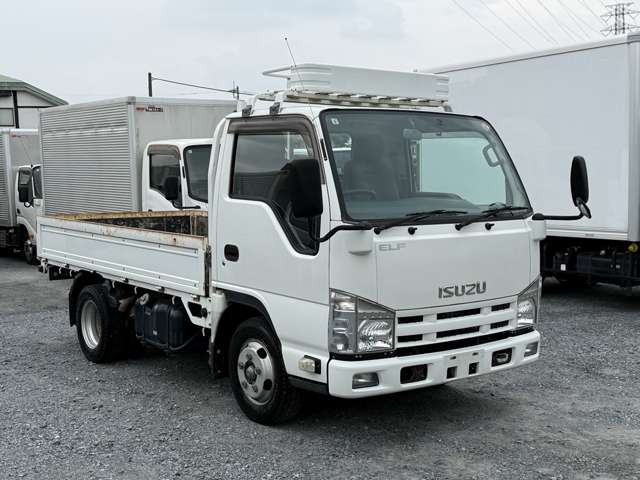 Isuzu Elf 3