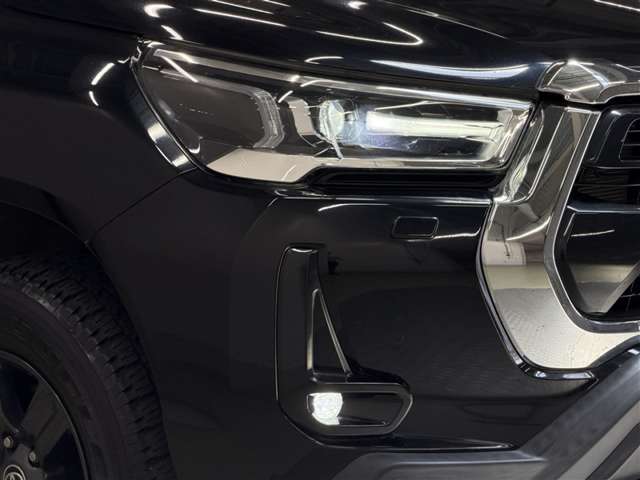 Toyota Hilux 5