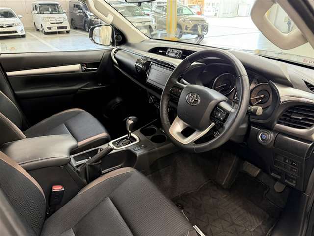 Toyota Hilux 10