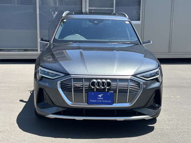 Audi e-tron 5