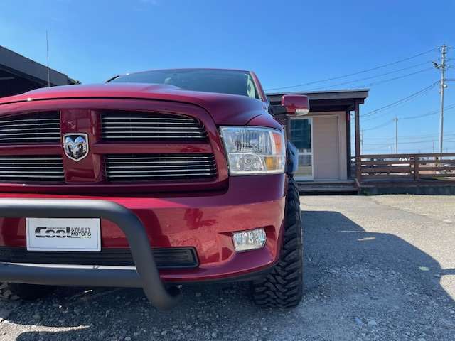 Dodge Ram 4