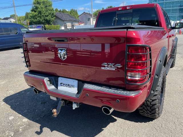 Dodge Ram 9