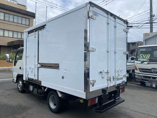 Isuzu Elf 5