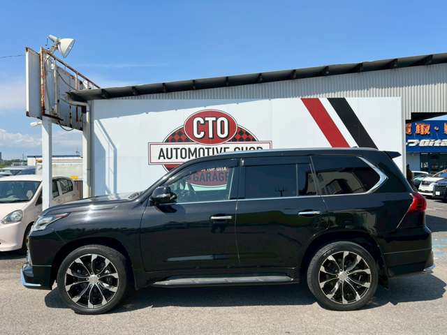 Lexus LX 3