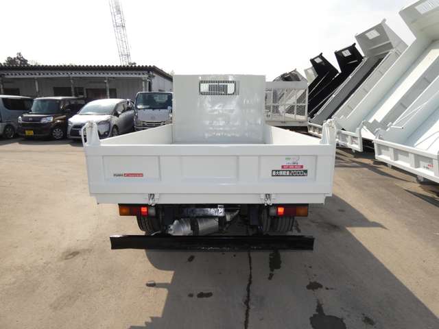Mitsubishi Fuso Canter 8