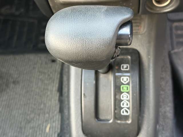 Mitsubishi Pajero Mini 9