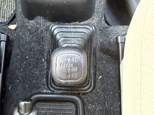 Mitsubishi Pajero Mini 10