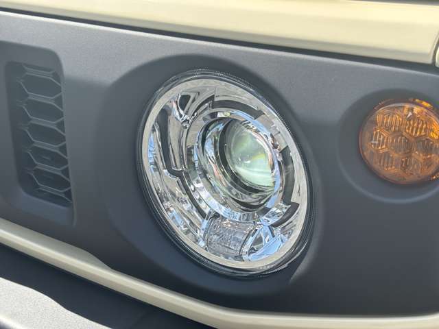 Suzuki Jimny 11