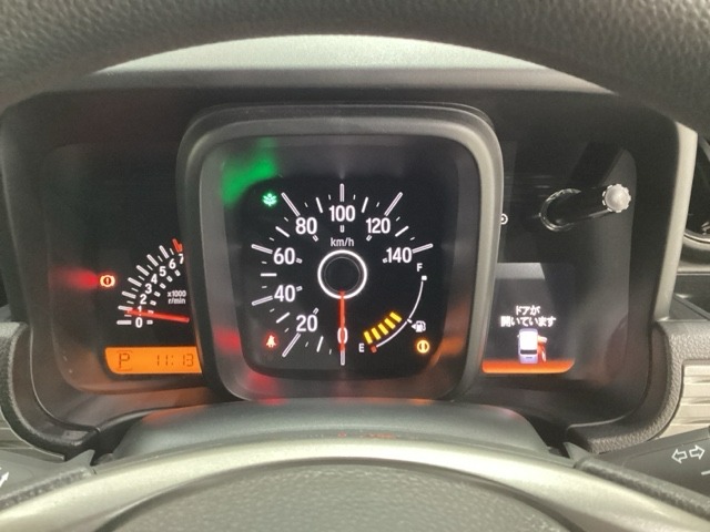 Honda N-VAN 10