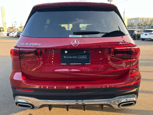 Mercedes-Benz GLB 4
