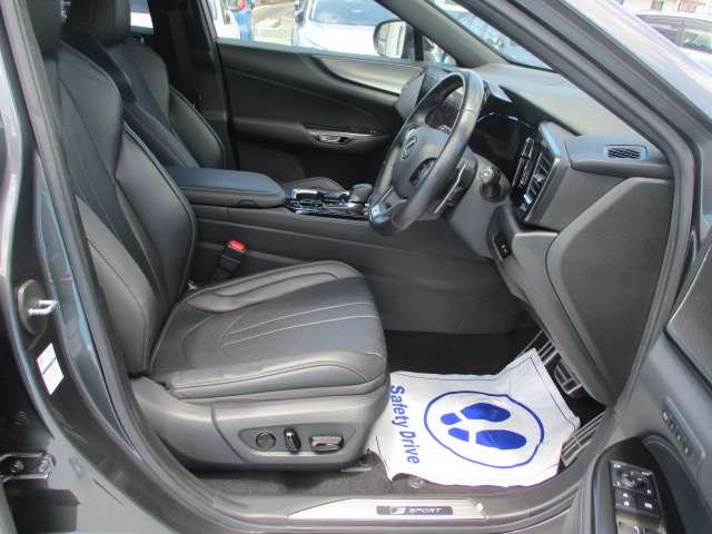 Lexus NX 3