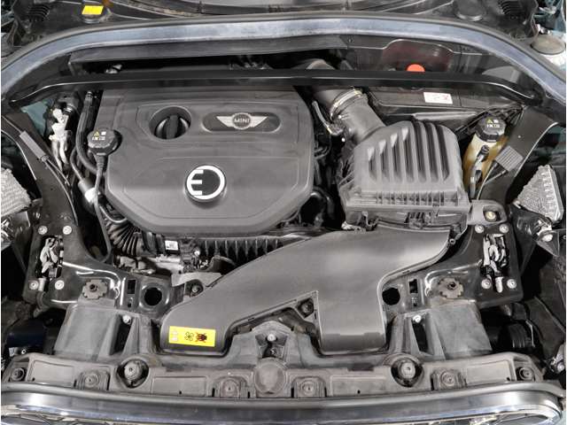 MINI Crossover 7