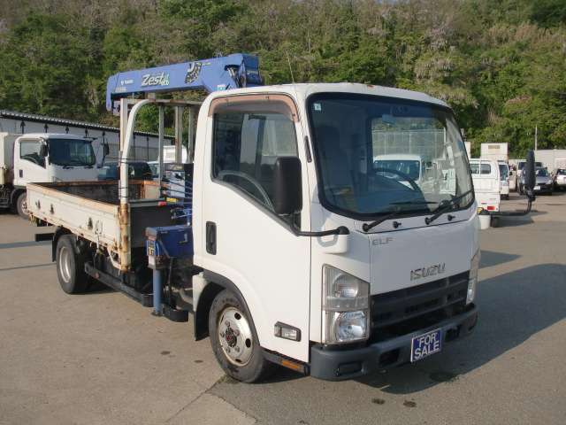 Isuzu Elf 9