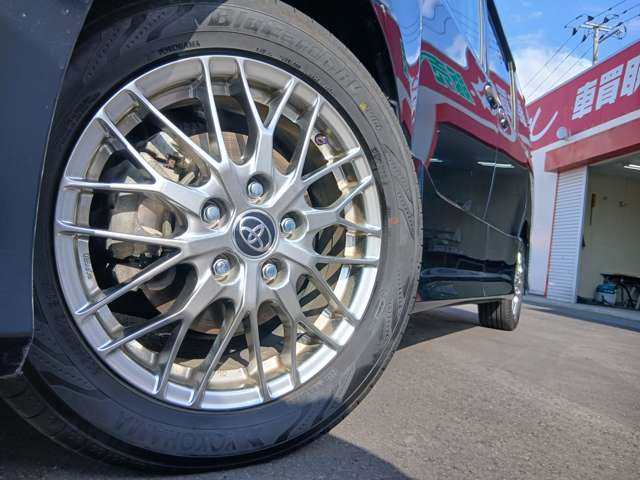 Toyota Voxy 5