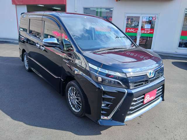 Toyota Voxy 7