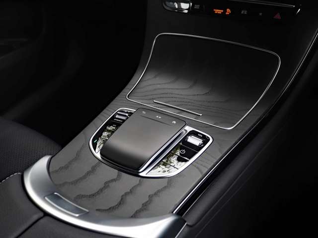 Mercedes-Benz GLC 12