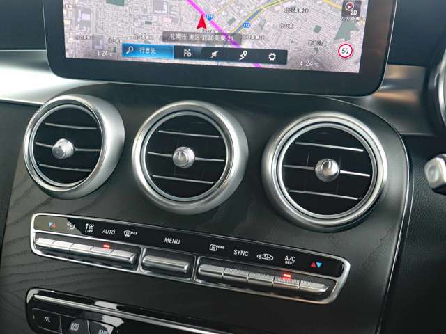 Mercedes-Benz GLC 10