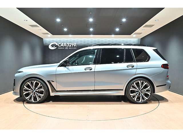 BMW X7 11