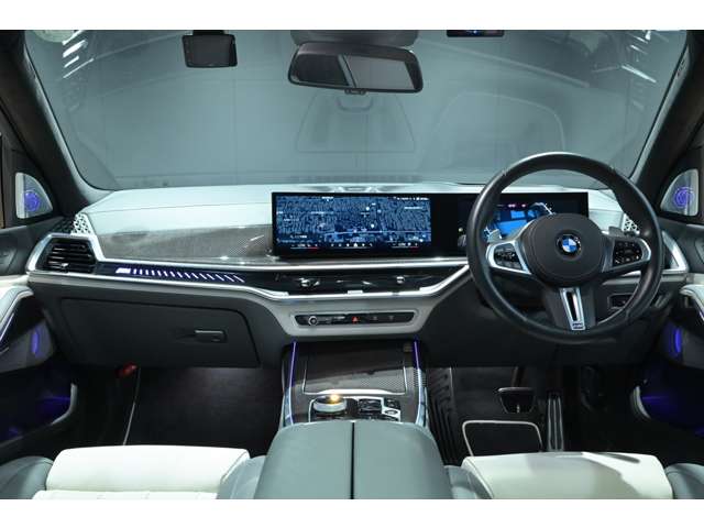 BMW X7 2