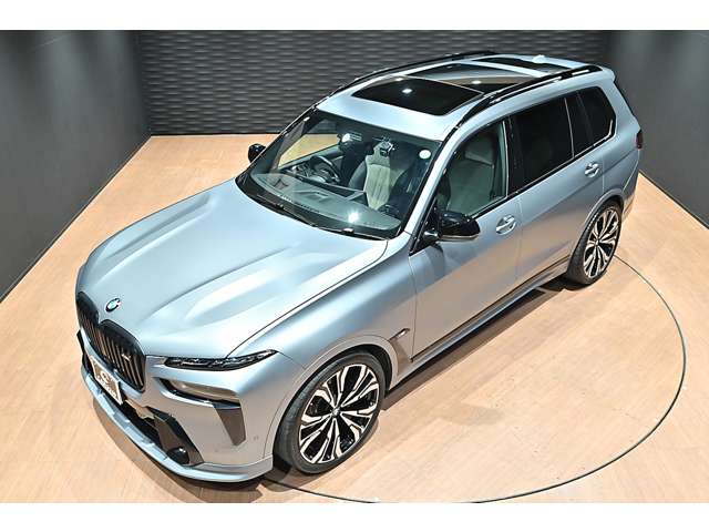 BMW X7 8