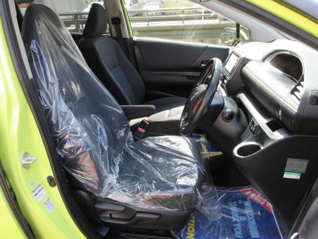 Toyota Sienta 7