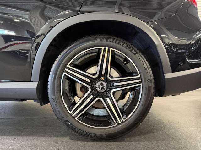 Mercedes-Benz GLC 11