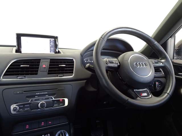 Audi Q3 5