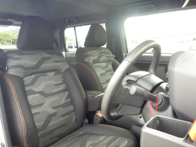 Daihatsu Taft 12