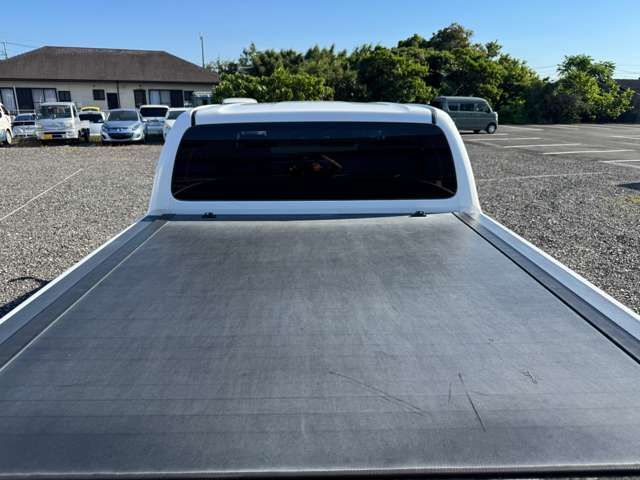 Toyota Hilux 12