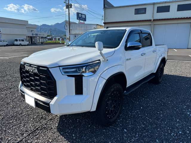 Toyota Hilux 3