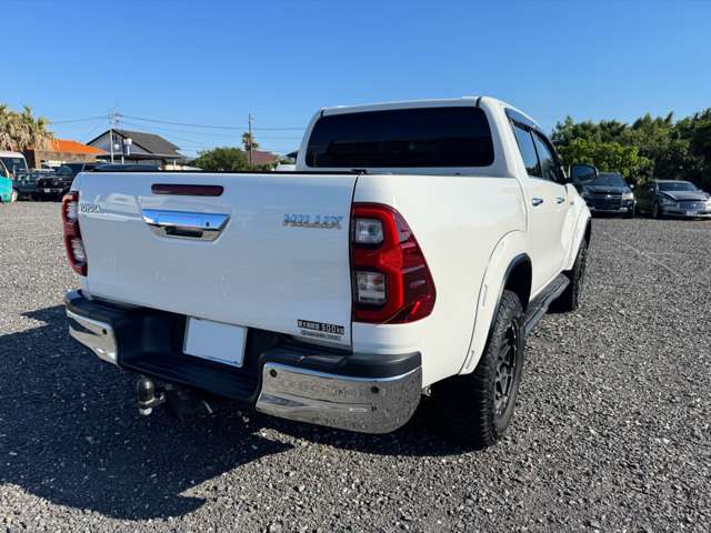 Toyota Hilux 5