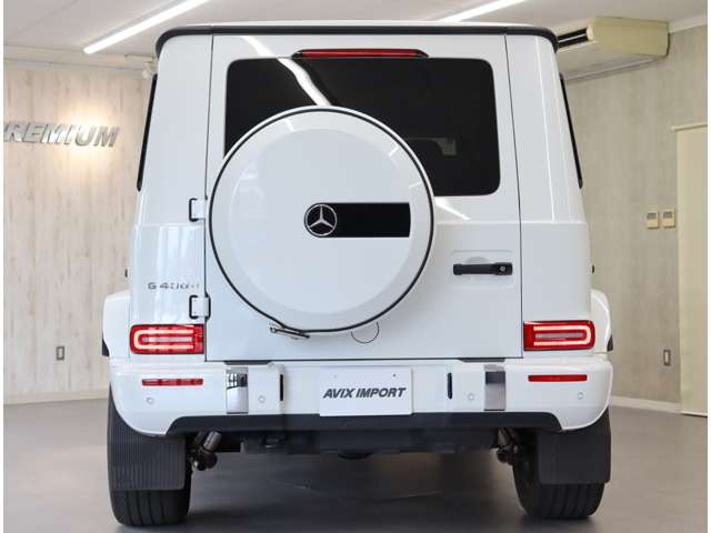 Mercedes-Benz G-Class 4