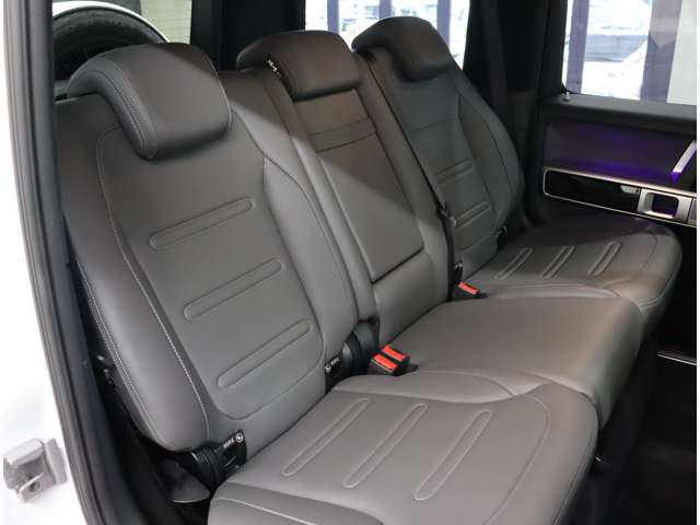Mercedes-Benz G-Class 7