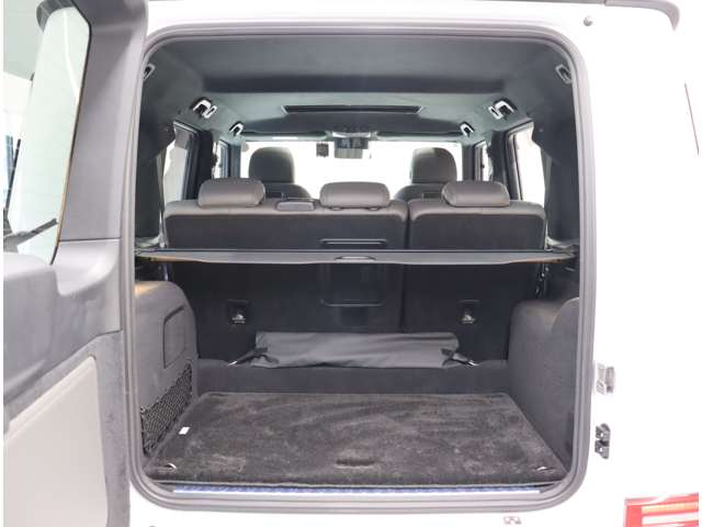 Mercedes-Benz G-Class 8