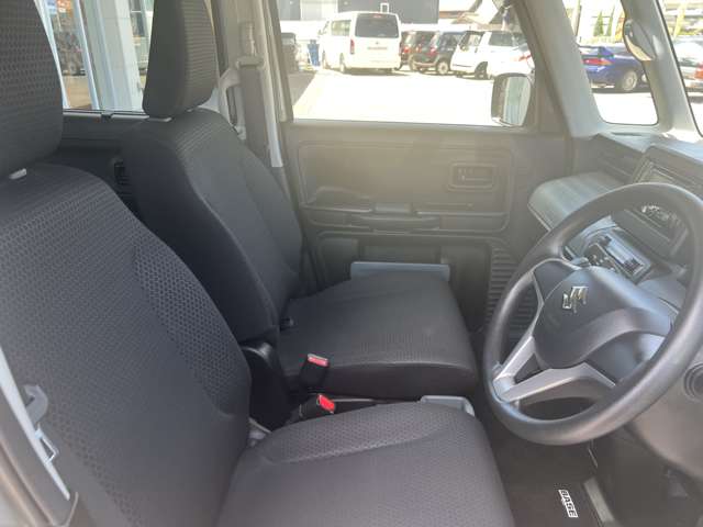 Suzuki Spacia Base 6