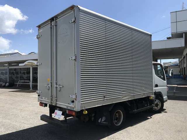 Mitsubishi Fuso Canter 7