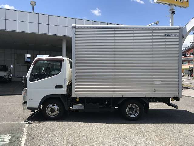 Mitsubishi Fuso Canter 8
