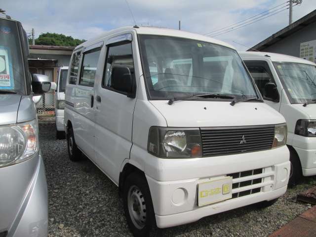Mitsubishi Minicab Van 3