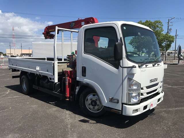 Isuzu Elf 3