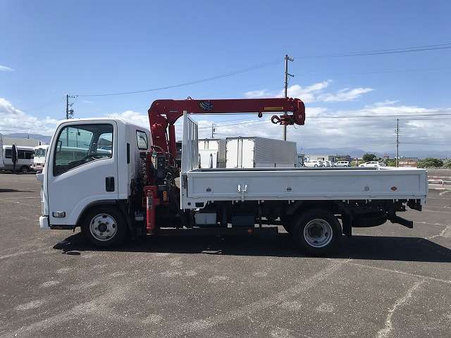 Isuzu Elf 7