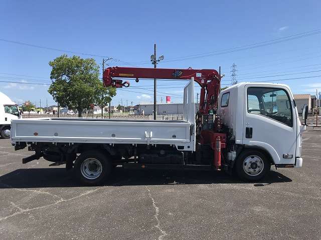 Isuzu Elf 8