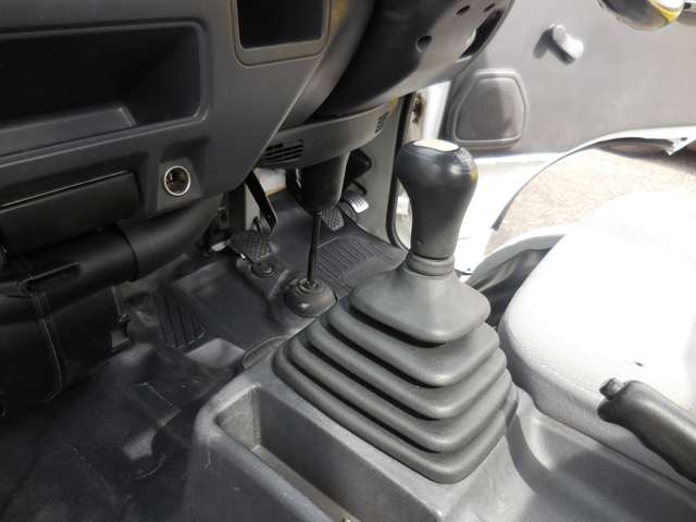 Subaru Sambar Truck 12