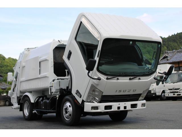 Isuzu Elf 9