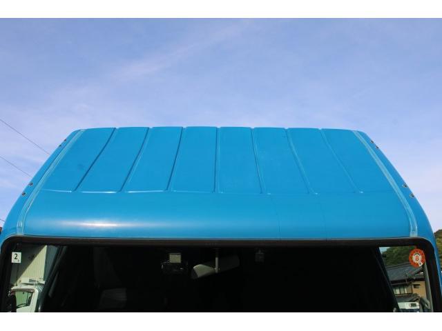 Mitsubishi Fuso Canter 7